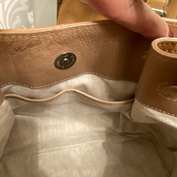 MICHAEL KORS MK LEATHER
SHOUDER BAG - Picture 13 of 13